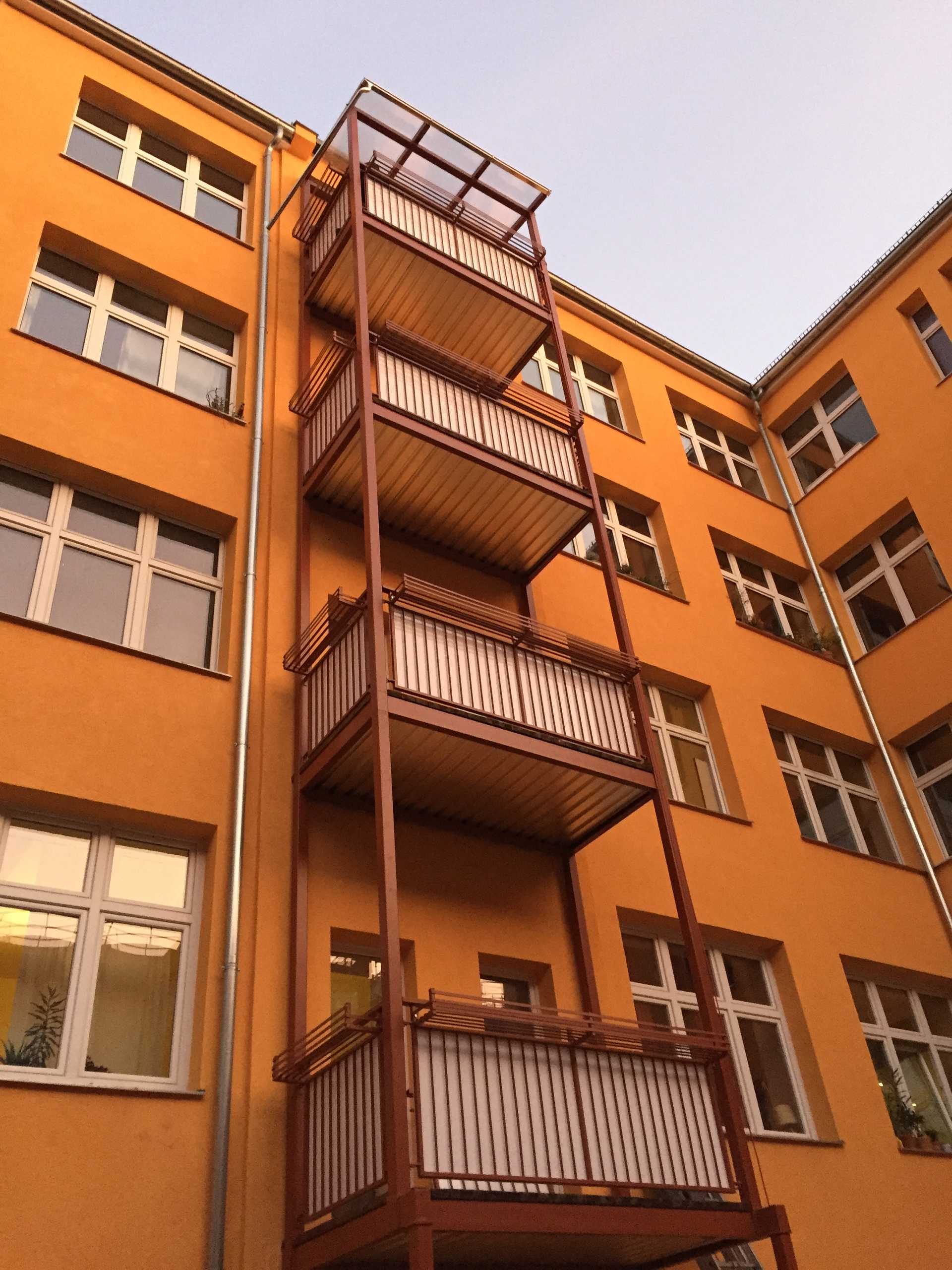 BS055 Neubau von 4 Balkonen